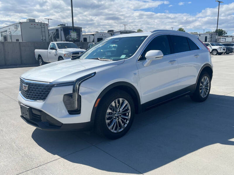 2024 Cadillac XT4 Premium Luxury
