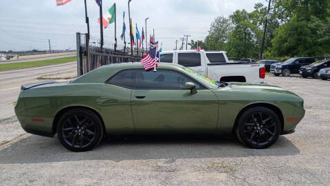 2021 Dodge Challenger SXT