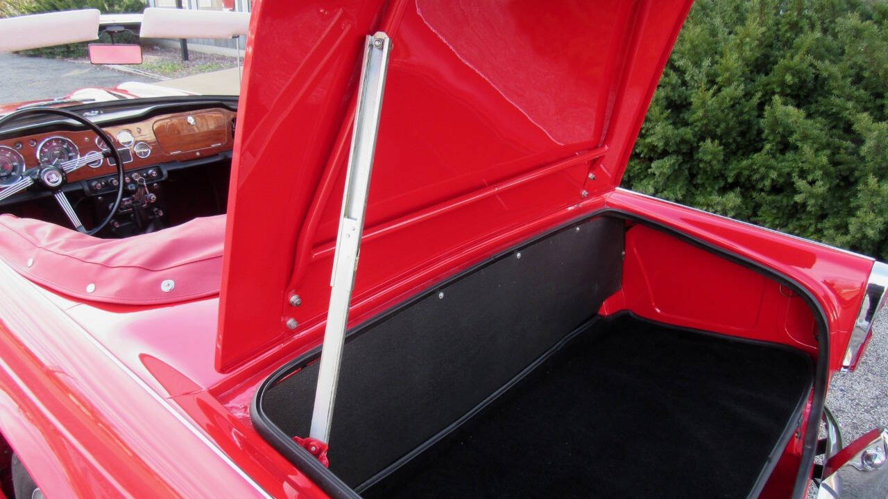 1967 Triumph TR4 9