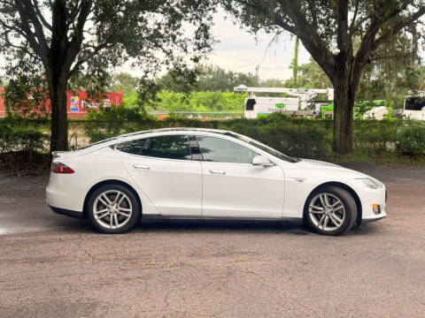 2013 Tesla Model S Performance