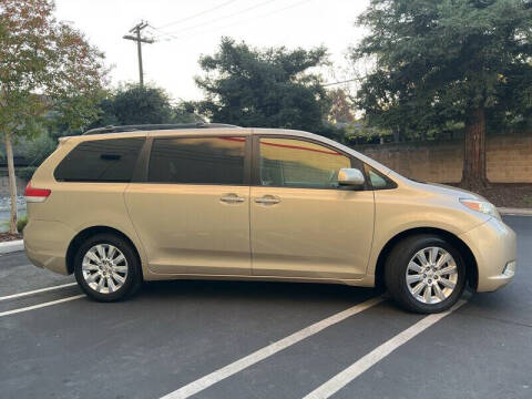 2011 Toyota Sienna Limited 7-Passenger