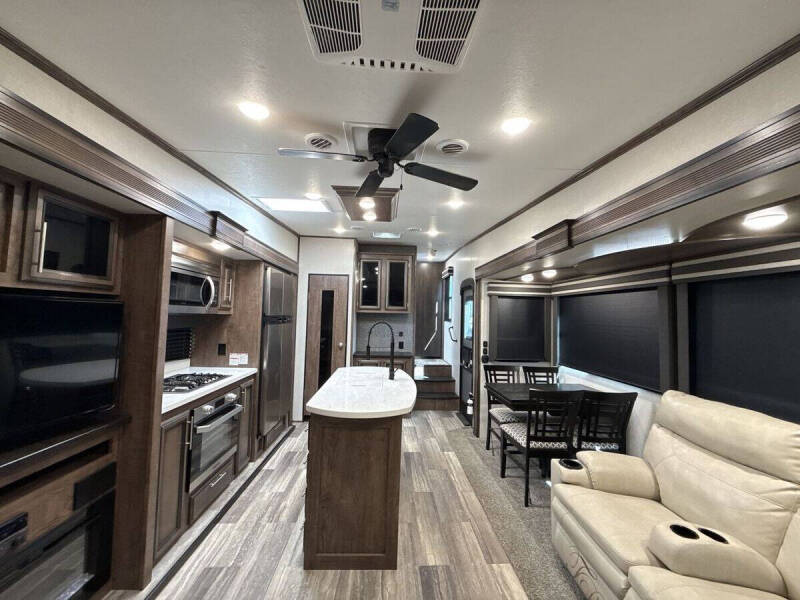 2021 KZ RV Durango