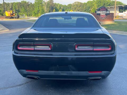 2015 Dodge Challenger SXT