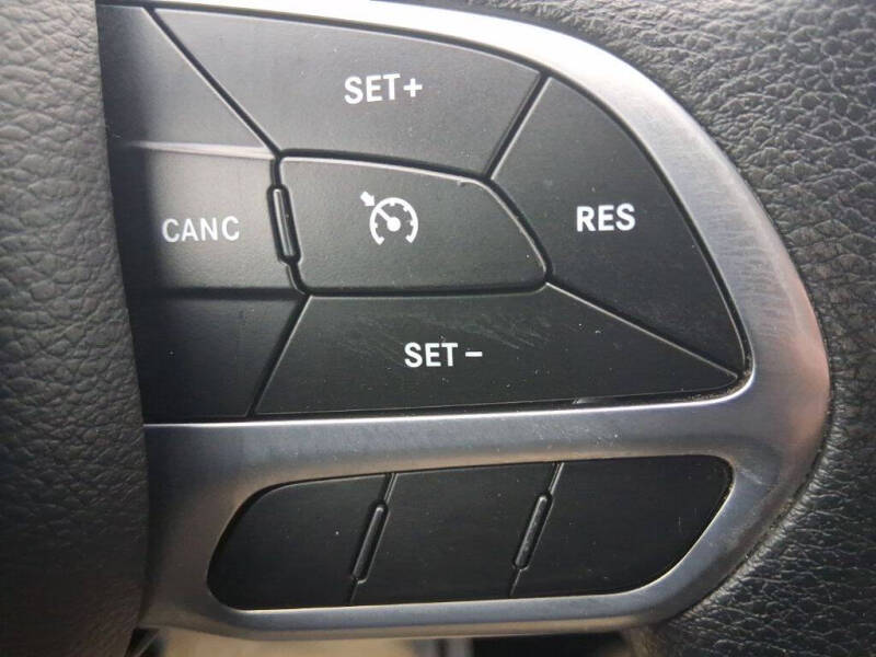 2021 Chrysler Voyager LX