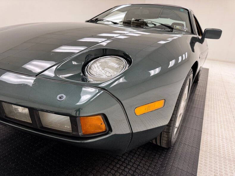 1982 Porsche 928