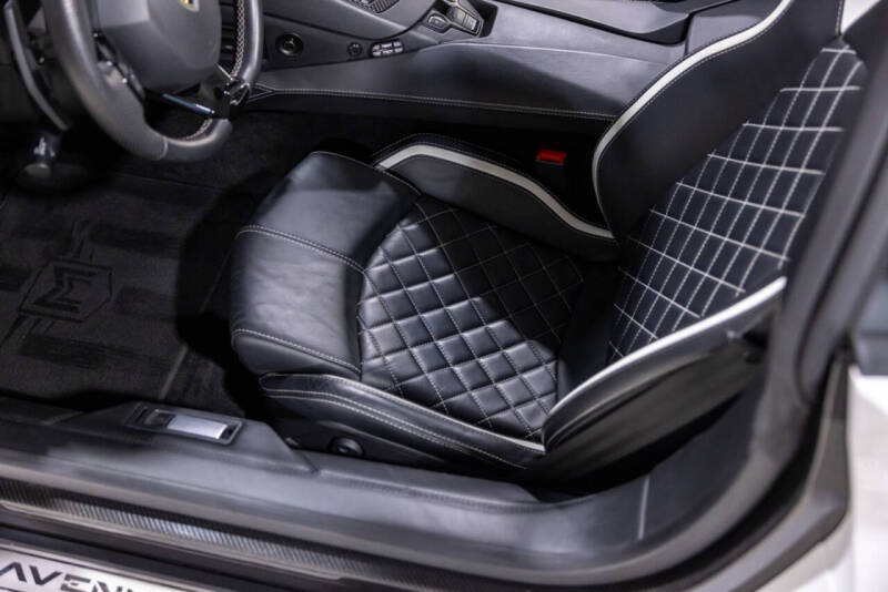 2019 Lamborghini Aventador LP 740-4 S