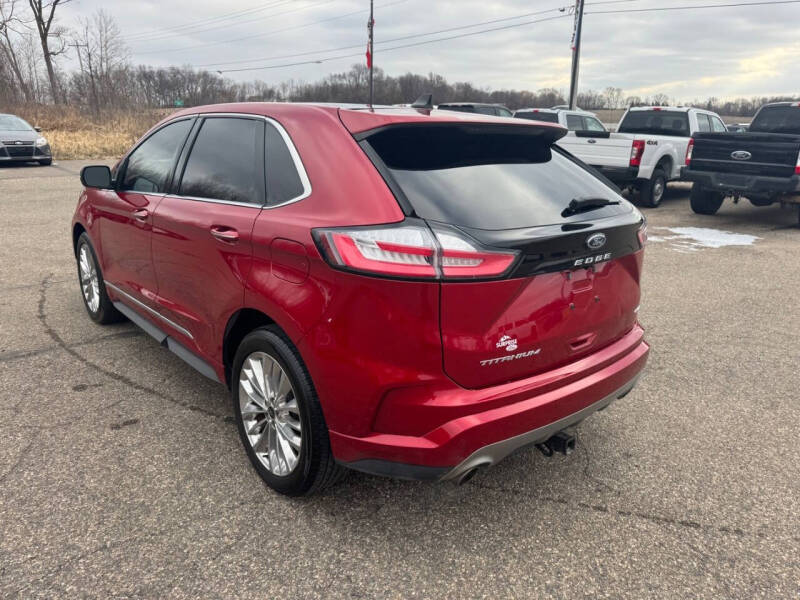 2022 Ford Edge Titanium photo 10