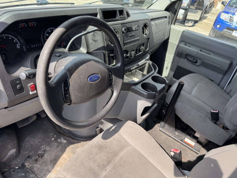 2013 Ford E-Series E-150