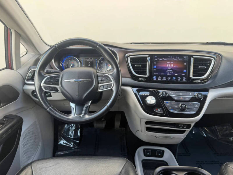2017 Chrysler Pacifica