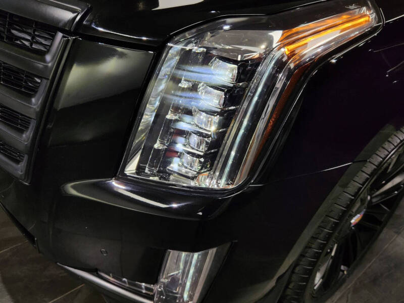 2015 Cadillac Escalade Luxury