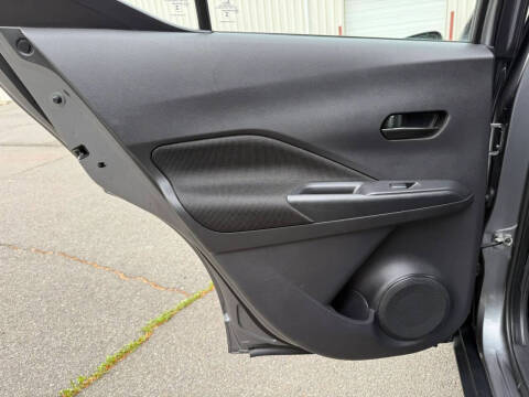 2023 Nissan Kicks S