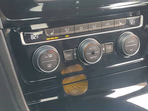 2016 Volkswagen Golf R