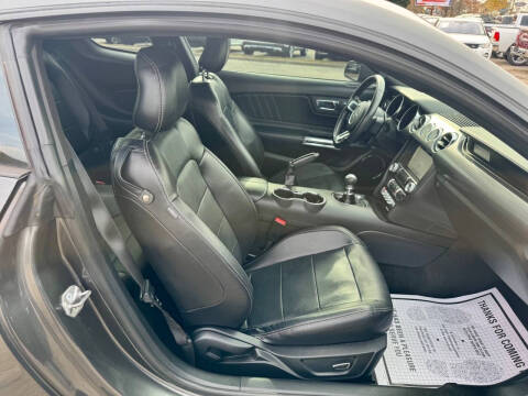 2017 Ford Mustang EcoBoost Premium