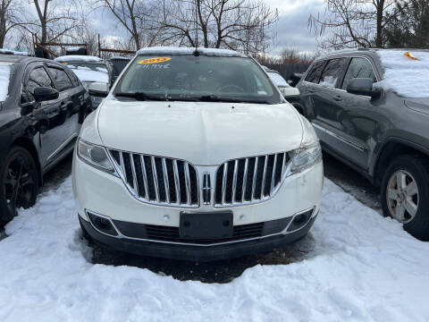2013 Lincoln MKX for sale at Latham Auto Sales & Service in Latham NY