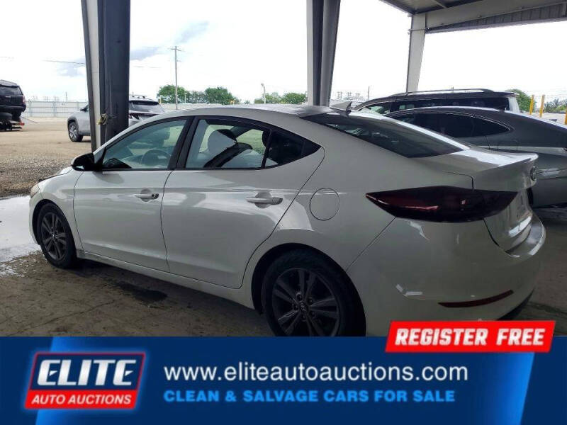 2018 Hyundai Elantra