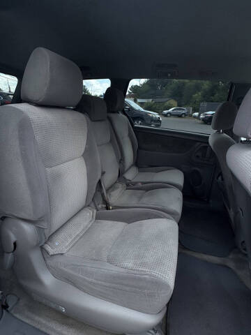 2007 Toyota Sienna CE 7-Passenger