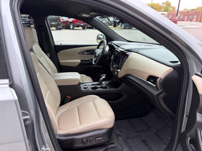 2023 Chevrolet Traverse Premier