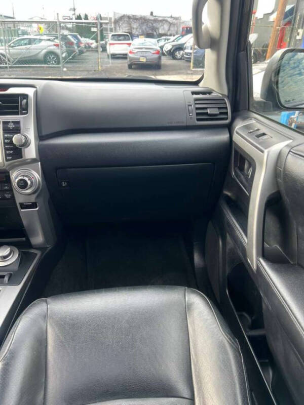 2012 Toyota 4Runner SR5