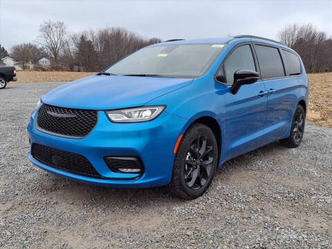 2026 Chrysler Pacifica Select