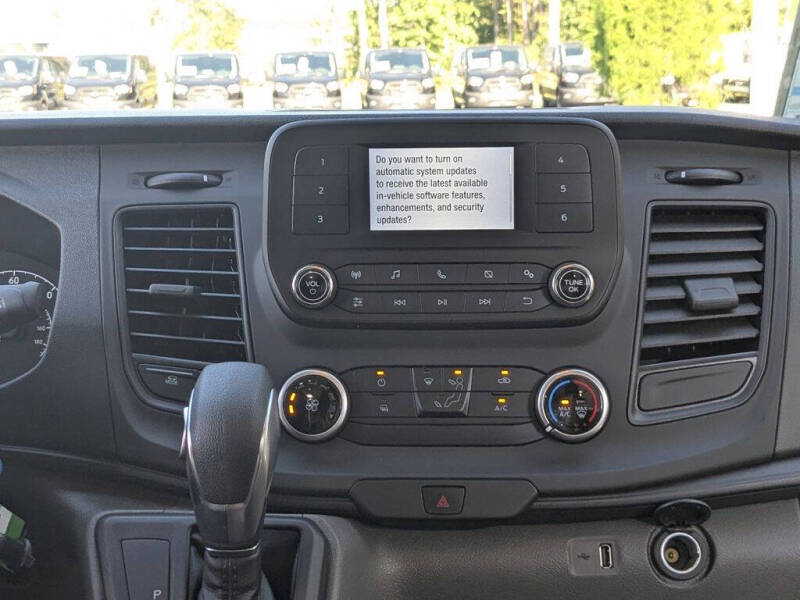 2025 Ford Transit