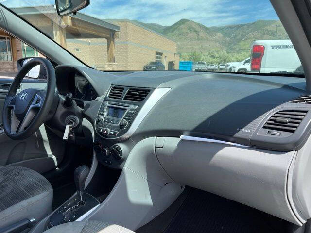 White 2015 Hyundai ACCENT GS GS 4dr Hatchback 15