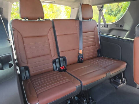 2023 GMC Yukon XL Denali Ultimate