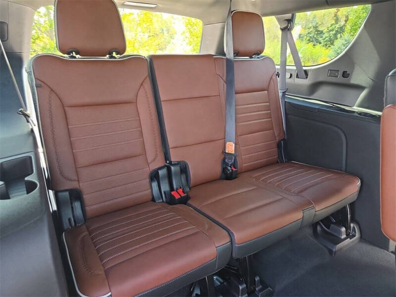 2023 GMC Yukon XL Denali Ultimate