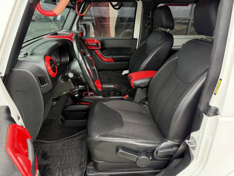 2017 Jeep Wrangler Sahara