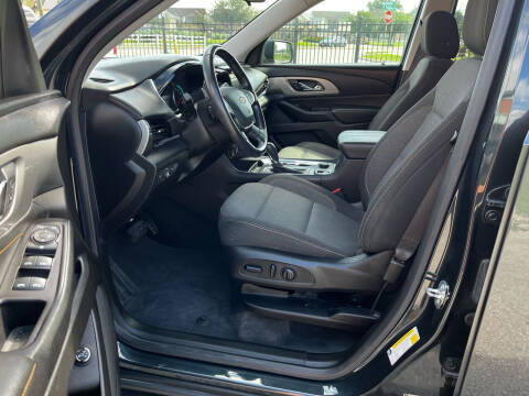 2020 Chevrolet Traverse LT Cloth