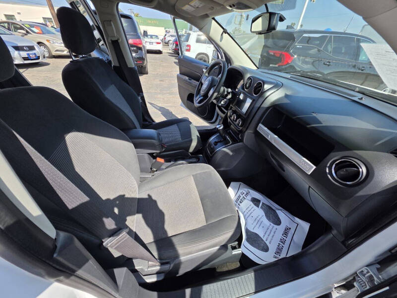 2017 Jeep Compass Sport