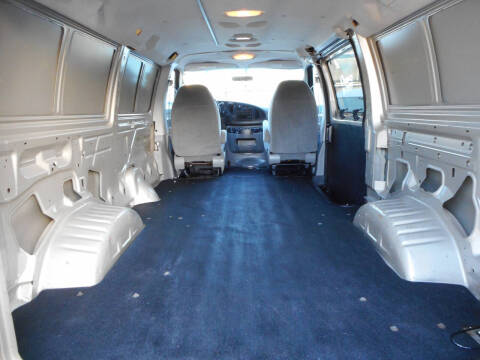 2008 Ford E-Series E-250
