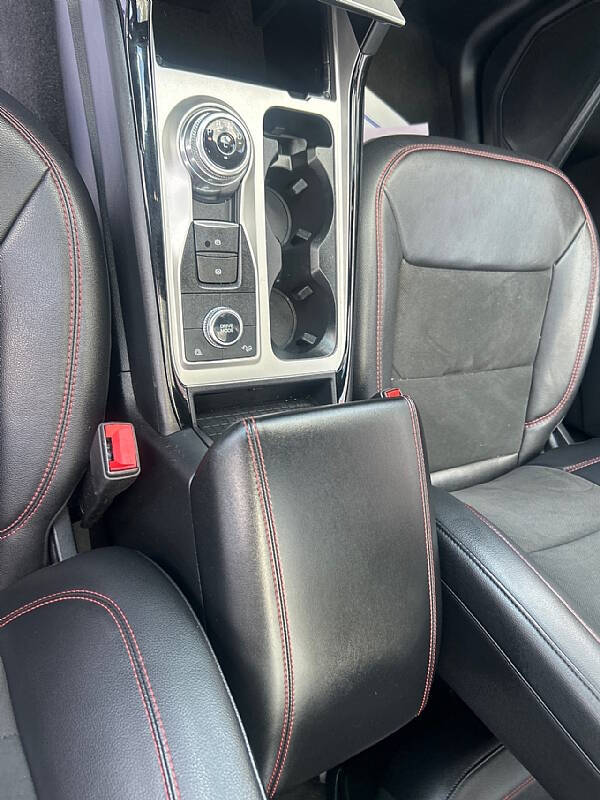 2023 Ford Explorer ST-Line
