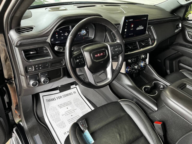 2022 GMC Yukon SLT