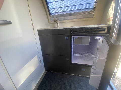 2022 nuCamp RV 320
