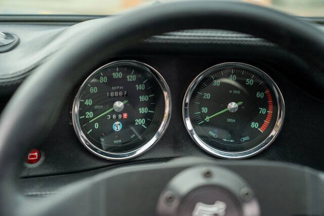 1974 De Tomaso Pantera 29