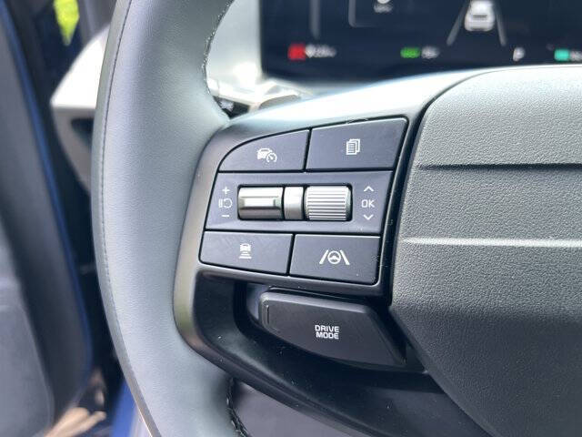 2025 Kia EV6 Light