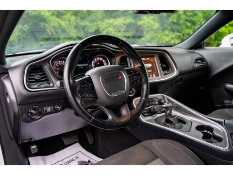 2021 Dodge Challenger SXT