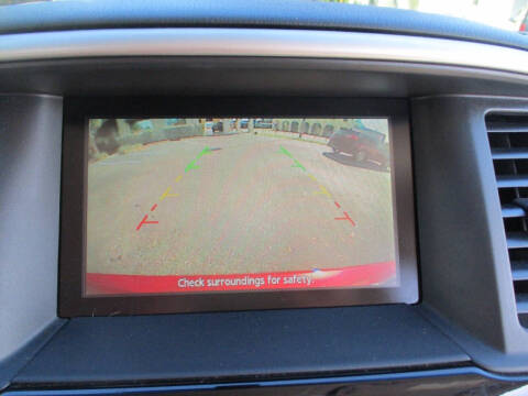 2016 Nissan Pathfinder SV