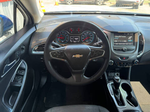 2017 Chevrolet Cruze LT Auto