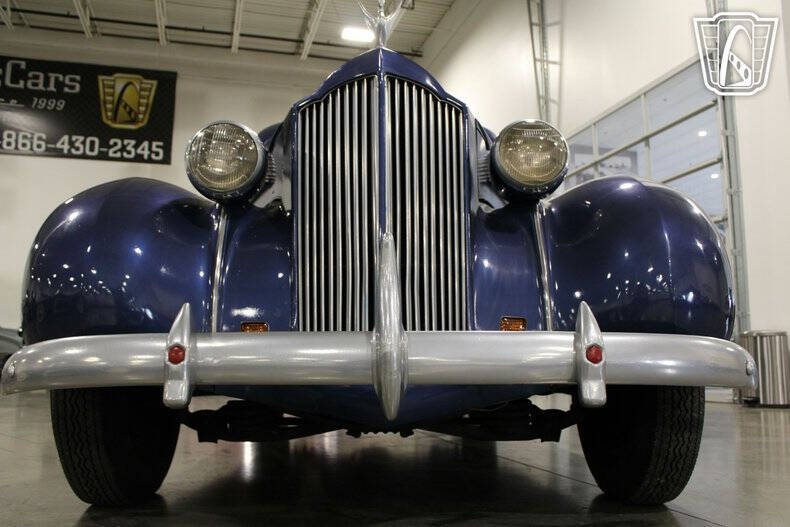 1939 Packard Six