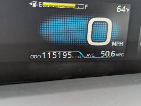 2016 Toyota Prius Three Touring