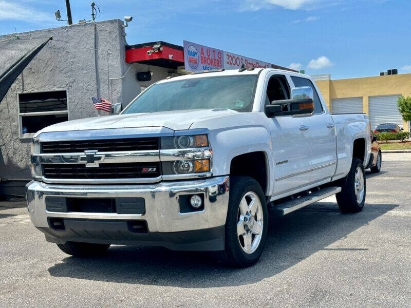 2015 Chevrolet Silverado 2500HD  - $30,995