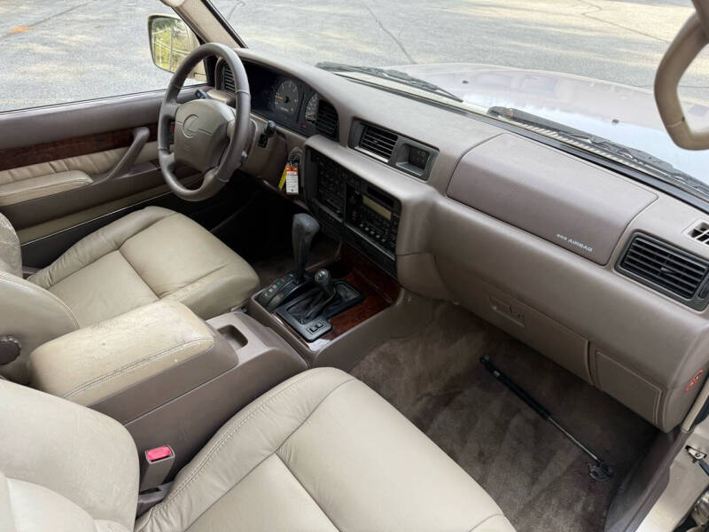 1997 Lexus LX 450 photo 53