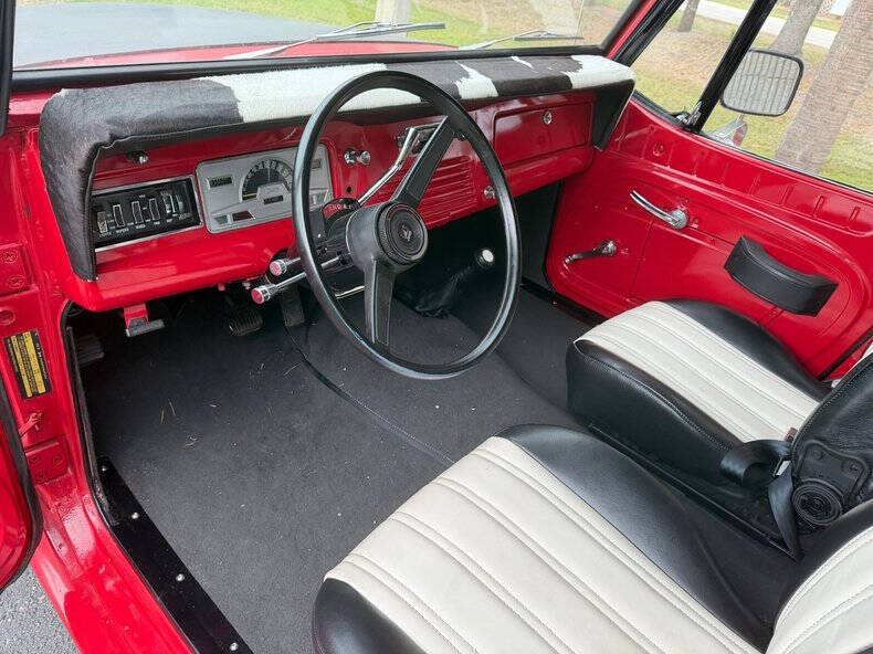 1973 Jeep Commando