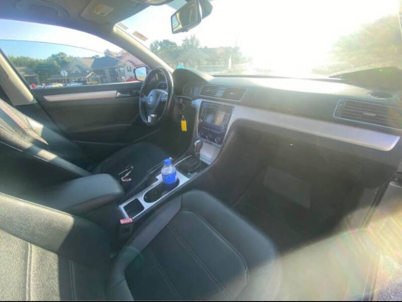 2013 Volkswagen Passat SE