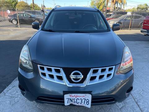 2014 Nissan Rogue Select for sale at SACRAMENTO AUTO DEALS in Sacramento CA
