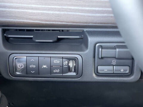 2025 GMC Sierra EV Denali