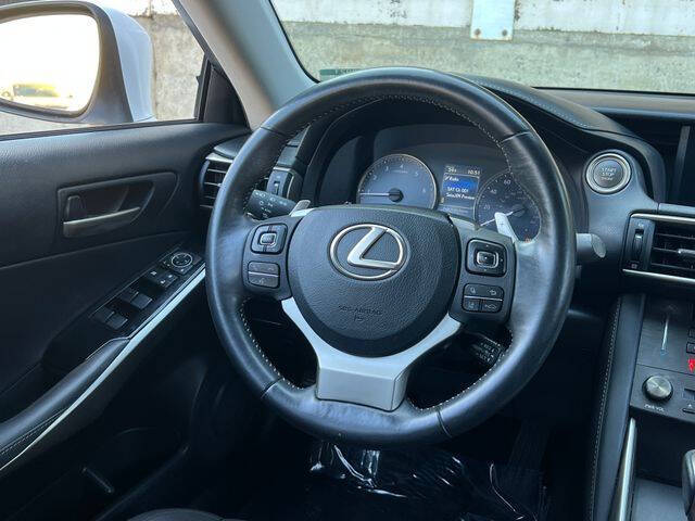 2019 Lexus IS 300