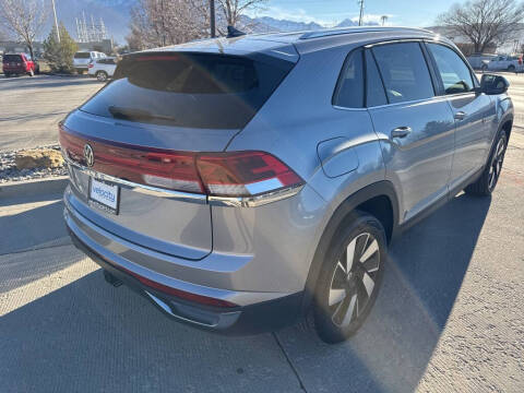 2024 Volkswagen Atlas Cross Sport SE