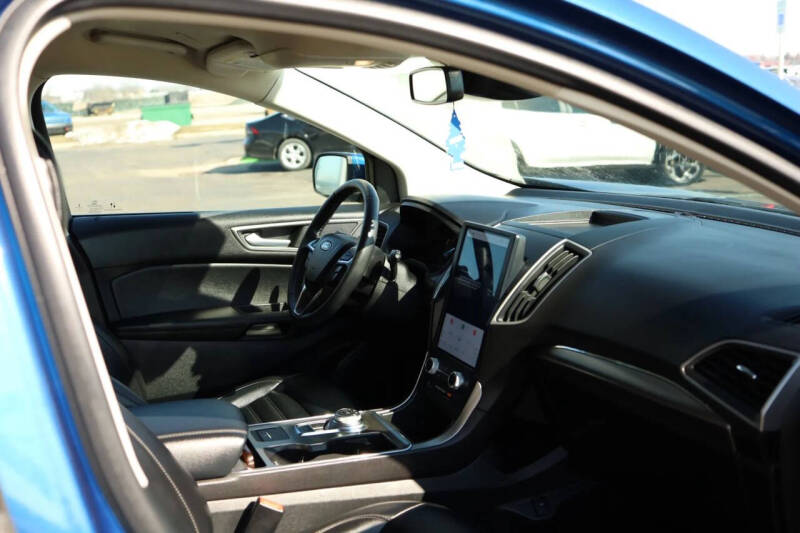 2022 Ford Edge